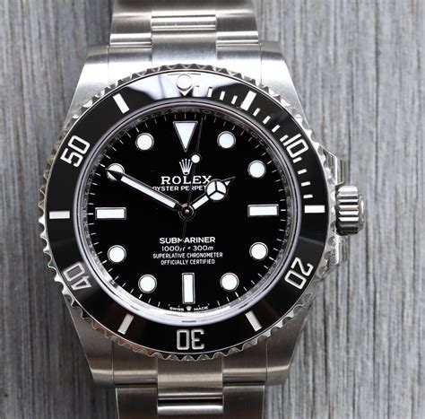 Vendesi Rolex No Date Submariner 124060 41mm Stainless 